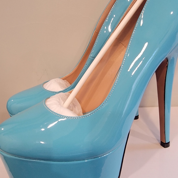 Elegant Blue Platform High Heels - Picture 2 of 12